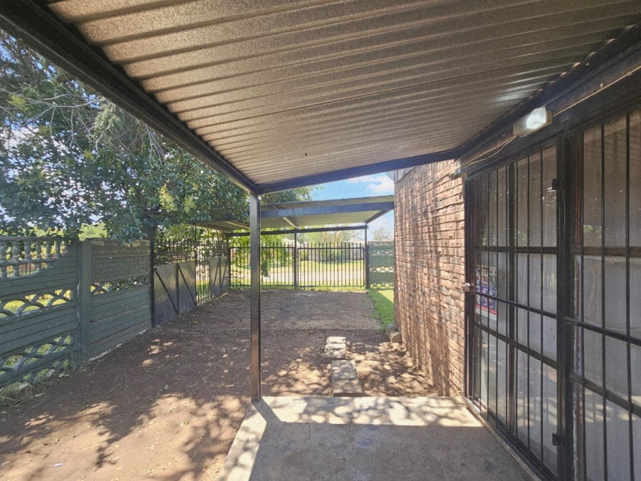 3 Bedroom Property for Sale in Ladybrand Free State